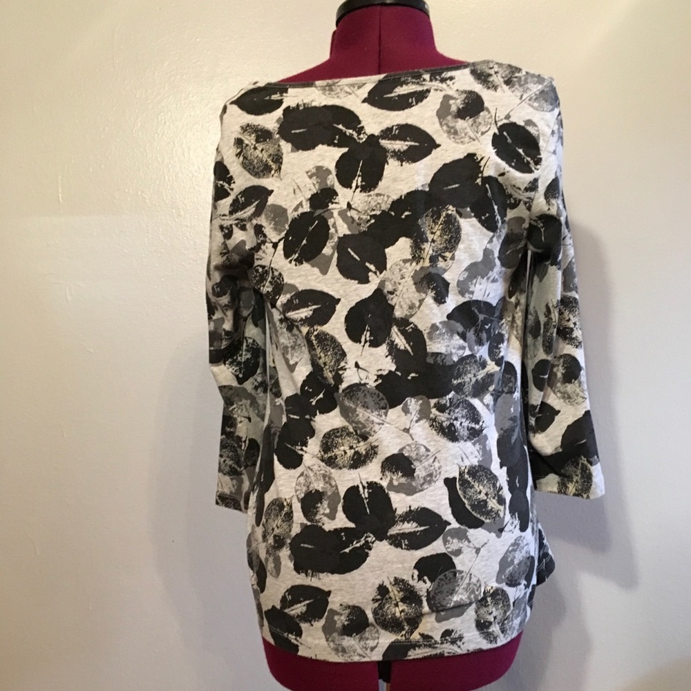 Croft and Barrow 3/4 sleeve tee - Picture 2 of 3